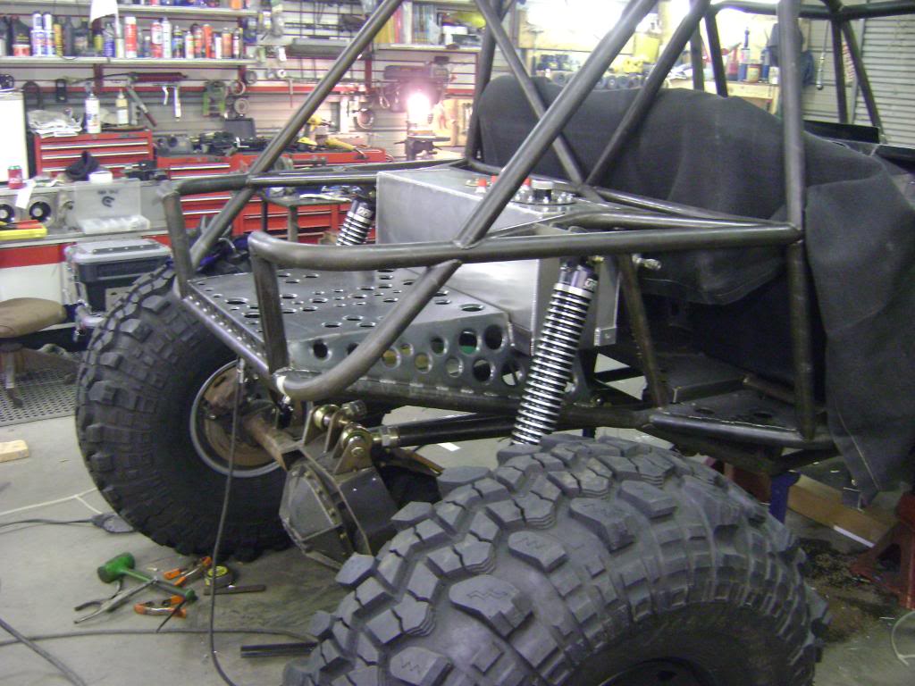 ai1222.photobucket.com_albums_dd489_mcutler1_copper_20crawler_20buggy_fuelstrapskirts019.jpg