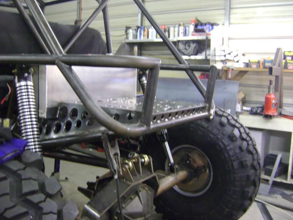 ai1222.photobucket.com_albums_dd489_mcutler1_copper_20crawler_20buggy_fuelstrapskirts023.jpg