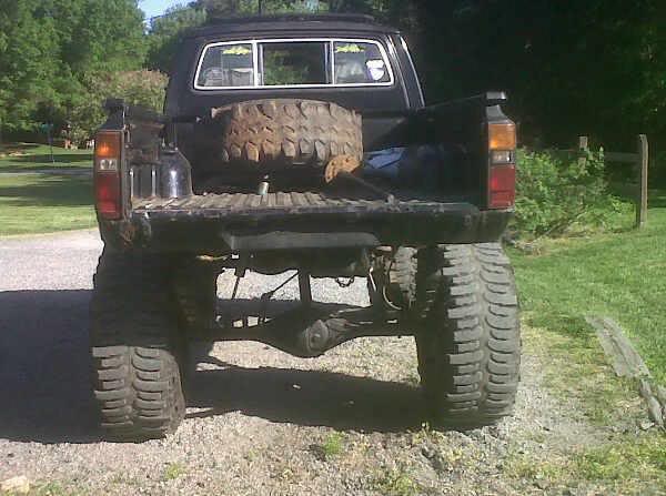 ai123.photobucket.com_albums_o307_SSIROK99_83yota2.jpg