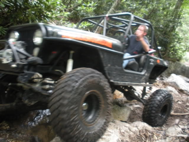 ai128.photobucket.com_albums_p174_bthelton_026.jpg