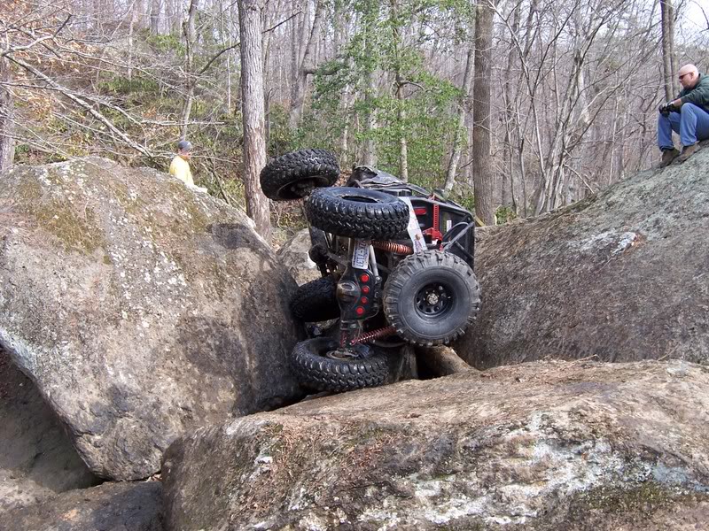 ai129.photobucket.com_albums_p220_rockmafia5_100_1474.jpg