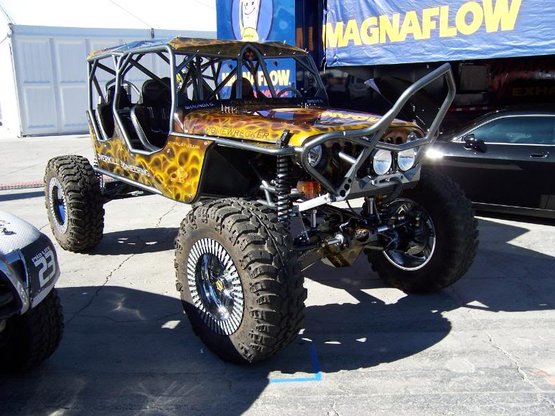 ai129.photobucket.com_albums_p220_rockmafia5_sema_100_5492.jpg