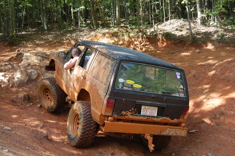 ai130.photobucket.com_albums_p275_nissan11_Muddin_DSC_0078.jpg