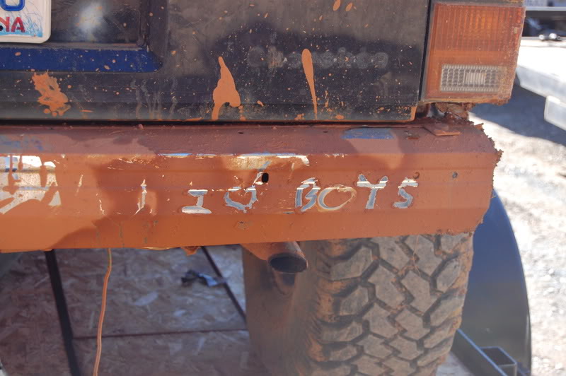 ai130.photobucket.com_albums_p275_nissan11_Muddin_DSC_0282.jpg