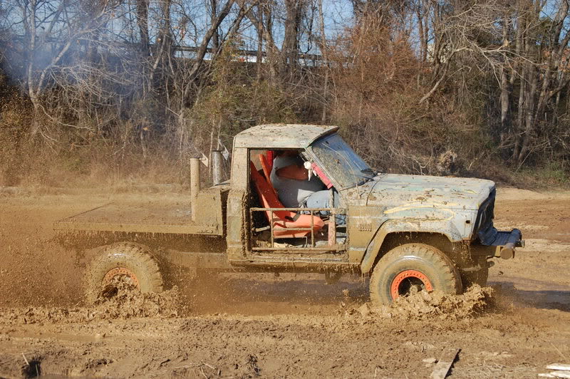 ai130.photobucket.com_albums_p275_nissan11_Muddin_Lexington_201_6_08_DSC_0242.jpg