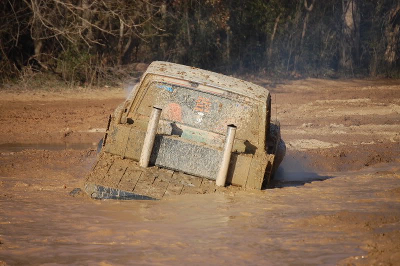 ai130.photobucket.com_albums_p275_nissan11_Muddin_Lexington_201_6_08_DSC_0249.jpg