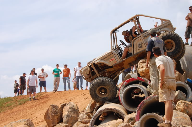 ai130.photobucket.com_albums_p275_nissan11_URE_20Cross_2008_DSC_0110.jpg