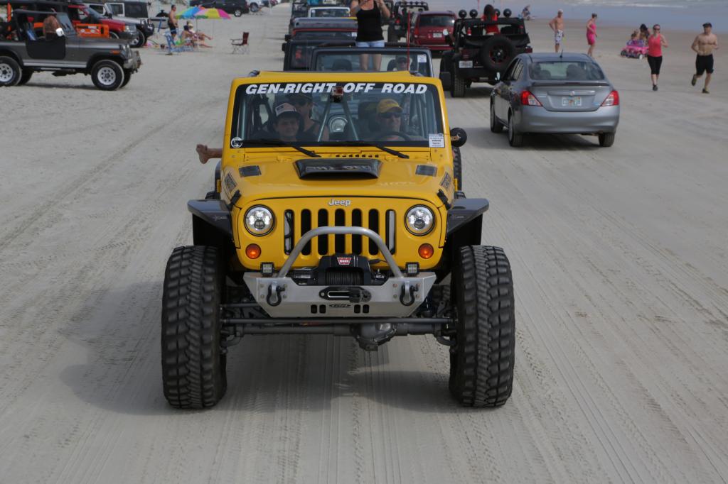 ai1331.photobucket.com_albums_w591_GROffroad_2014_20Jeep_20Bea469c27fa62dc67d304a0bf743045cd9b.jpg