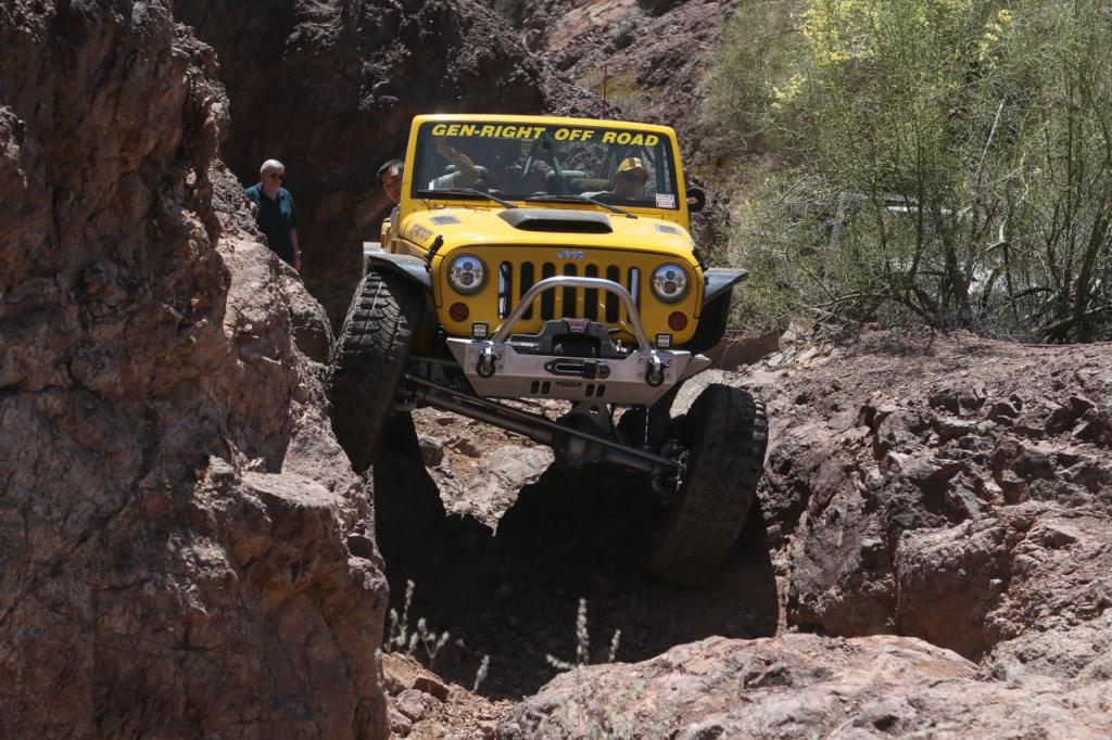 ai1331.photobucket.com_albums_w591_GROffroad_Jeep_20Jamboree_21c87c180eb6307c70d087e7278a3e803.jpg