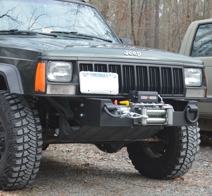 ai1360.photobucket.com_albums_r650_virginiafabrication_jeepbumper_zpsa939dacc.jpg