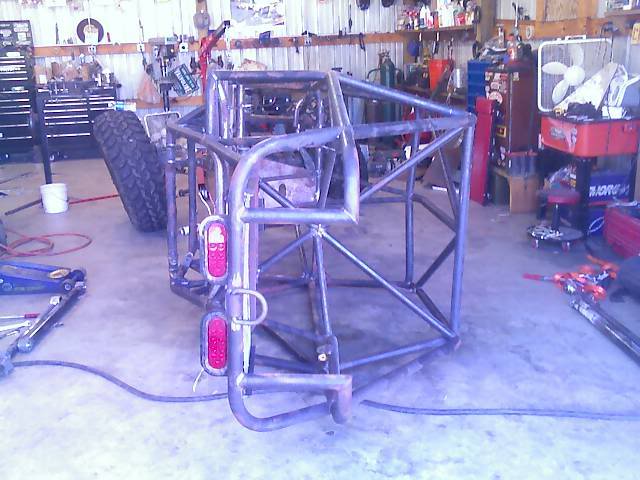 ai138.photobucket.com_albums_q266_74_Chevota_Buggy_20Build_092907_14161.jpg