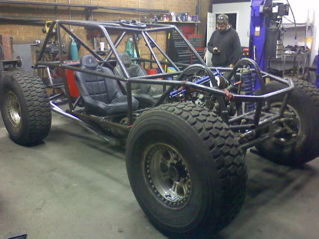 ai138.photobucket.com_albums_q266_74_Chevota_Ultra_204_20buggy_20build_1204101916.jpg