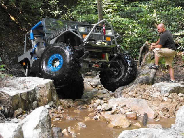 ai139.photobucket.com_albums_q298_jeepn_jason_37000_134827653204426_1000003157545.jpg