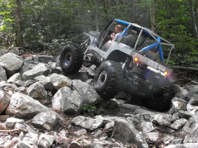 ai139.photobucket.com_albums_q298_jeepn_jason_37000_134827659871092_1000003157545.jpg