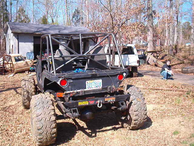 ai139.photobucket.com_albums_q298_jeepn_jason_backofcage.jpg