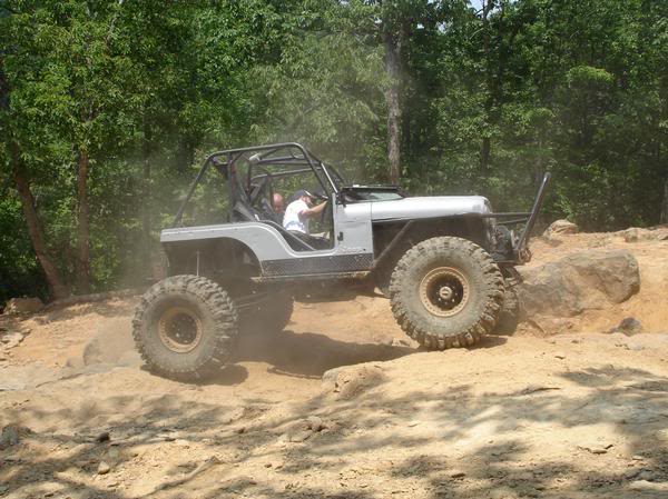 ai139.photobucket.com_albums_q298_jeepn_jason_l_6a43e0d801703c497e023a89101eb008.jpg