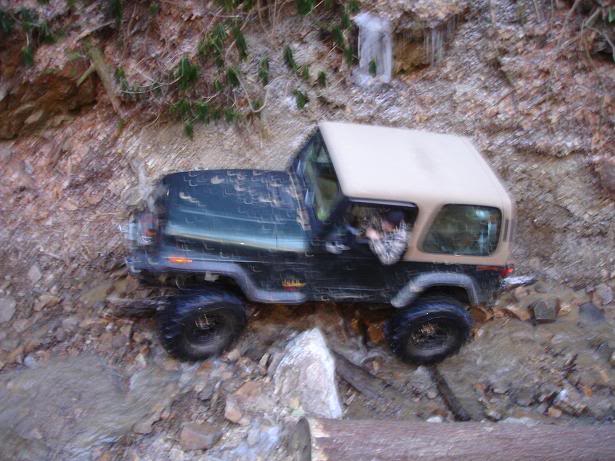 ai139.photobucket.com_albums_q298_jeepn_jason_mtncitytennjan09017.jpg