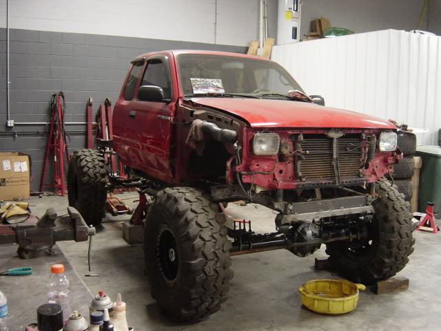 ai139.photobucket.com_albums_q298_jeepn_jason_yotabuild027.jpg