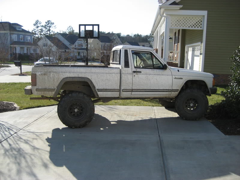 ai140.photobucket.com_albums_r38_jeepercam3_4x4grace009.jpg