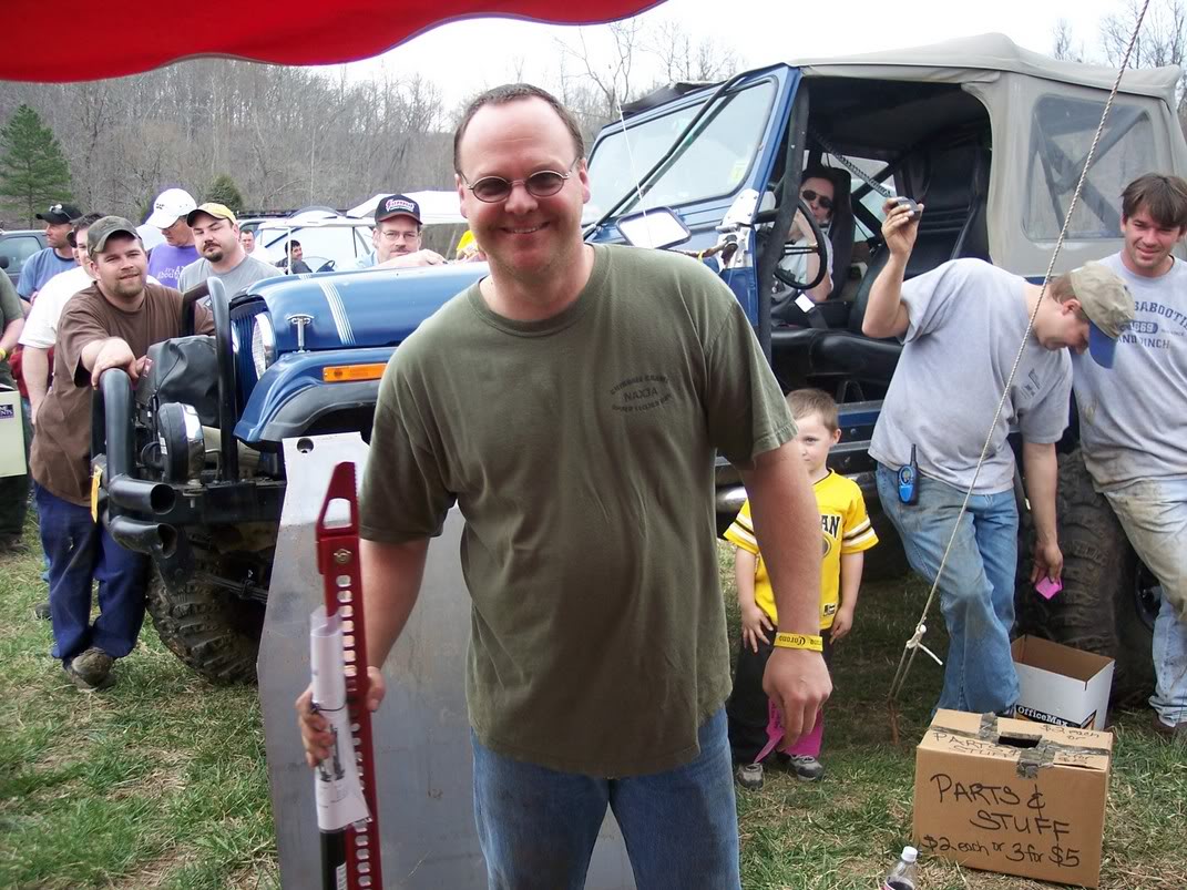 ai15.photobucket.com_albums_a382_Bluescout_md_20dpg_203_11_06_MudDevilsFundRaiser041.jpg