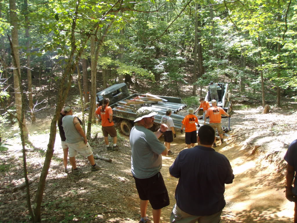 ai154.photobucket.com_albums_s270_dcain1979_uwharrieworkday005.jpg