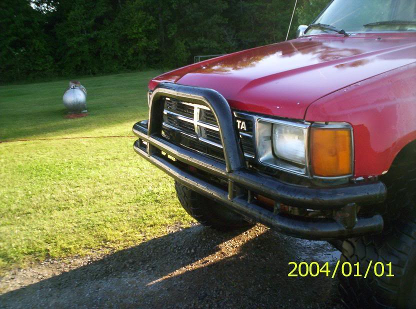 ai158.photobucket.com_albums_t94_LarryToyota_bumpers002.jpg