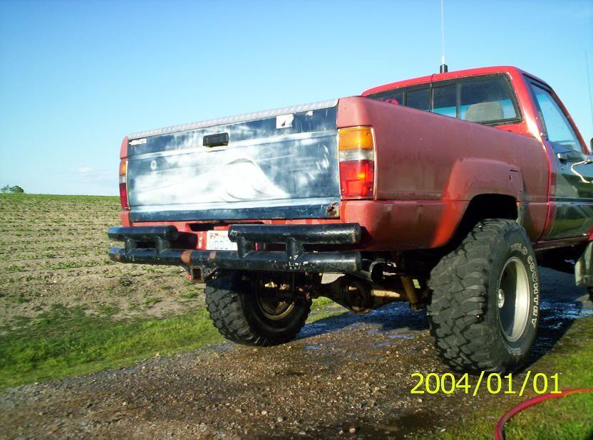 ai158.photobucket.com_albums_t94_LarryToyota_bumpers006.jpg