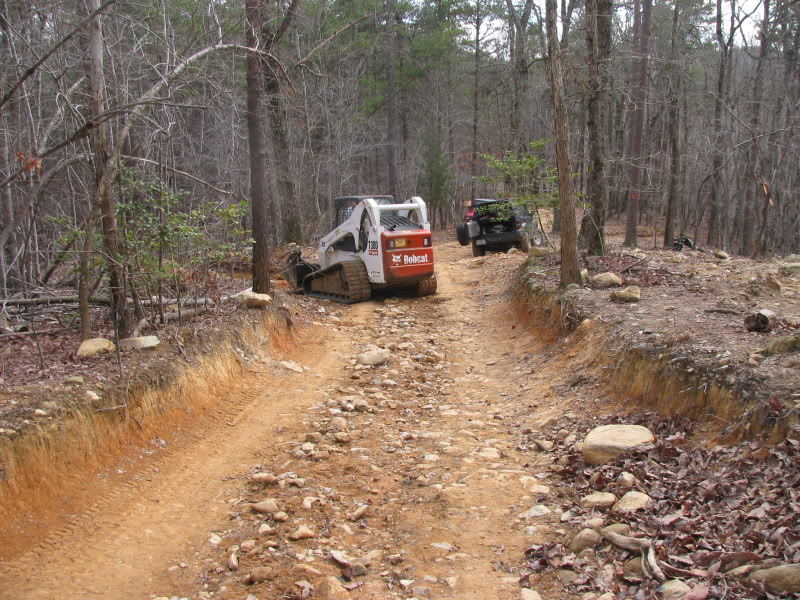 ai16.photobucket.com_albums_b25_xjghost_URE_20Trail_20Work_20D4b349242f34a5a0d850129c610bca562.jpg