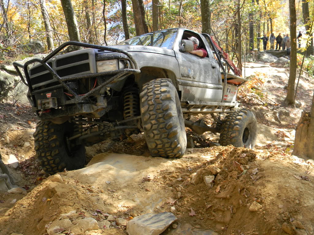 ai162.photobucket.com_albums_t244_Mountain_Ram_Fall_20Crawl_202010_Picture006.jpg