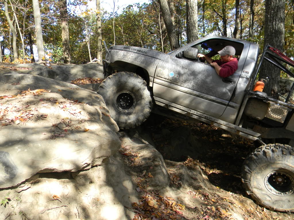 ai162.photobucket.com_albums_t244_Mountain_Ram_Fall_20Crawl_202010_Picture028.jpg