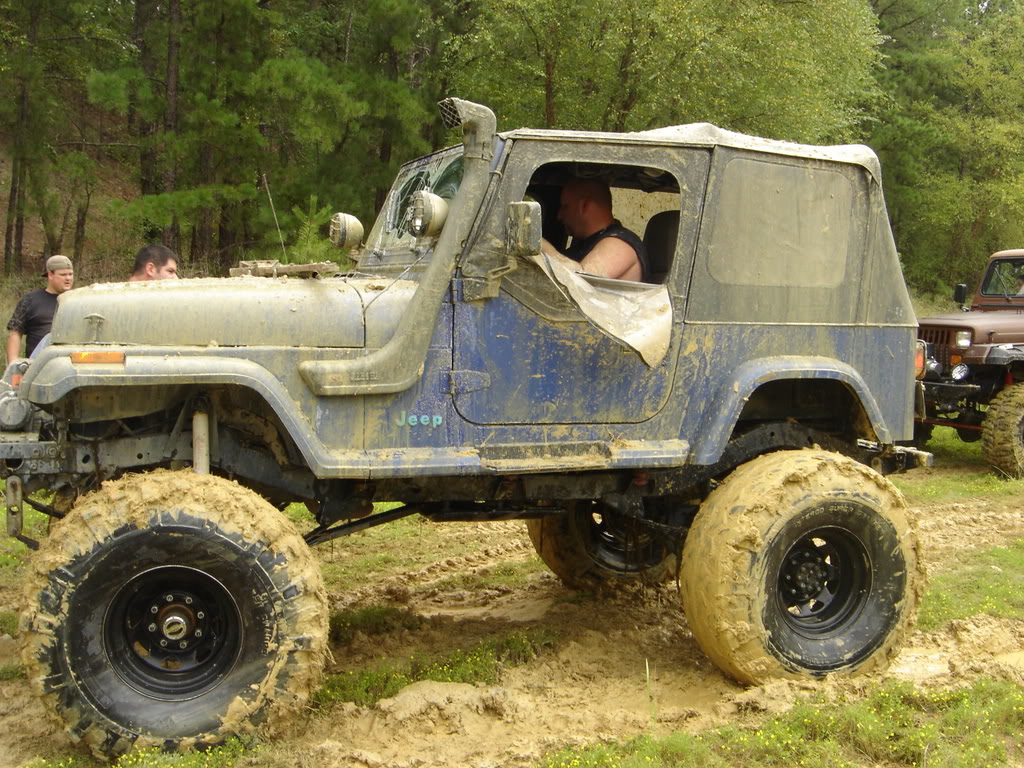 ai165.photobucket.com_albums_u63_bad02turbostang_muddinaug2607003.jpg