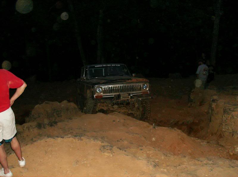 ai166.photobucket.com_albums_u88_momentumauto_063.jpg