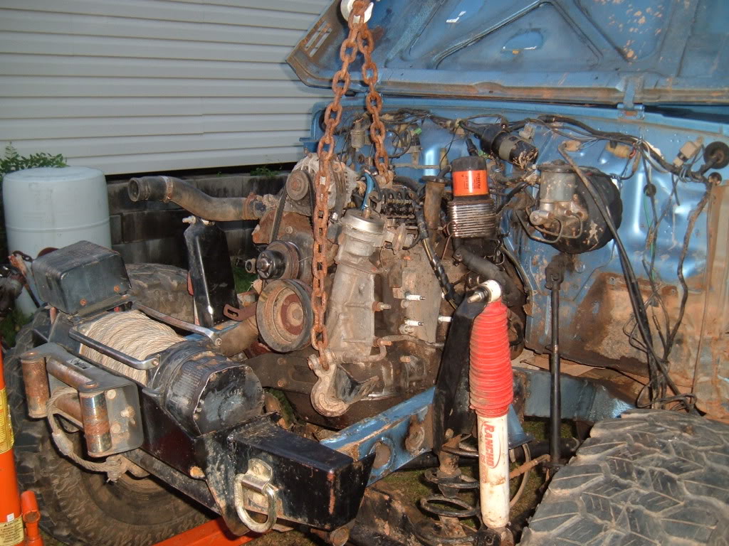 ai167.photobucket.com_albums_u136_durnzuki_engine_20swap_Dylansengineswap007.jpg