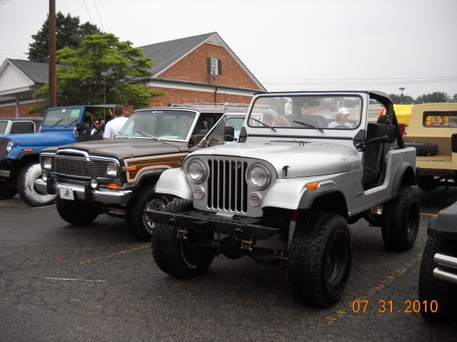 ai168.photobucket.com_albums_u179_amcjeepman_Jeepin_204_20Cured934bfd194ed9a59a90014db7966500e.jpg