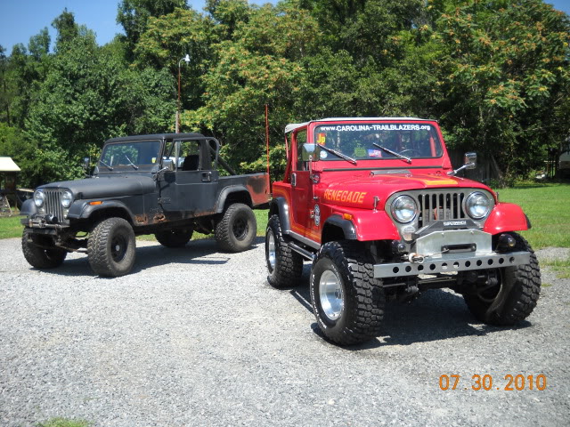 ai168.photobucket.com_albums_u179_amcjeepman_Red_20Jeep_Jeep4CureJuly2010005.jpg