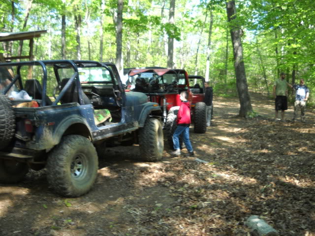 ai168.photobucket.com_albums_u179_amcjeepman_Trail_20Jeep_DSCN0139.jpg