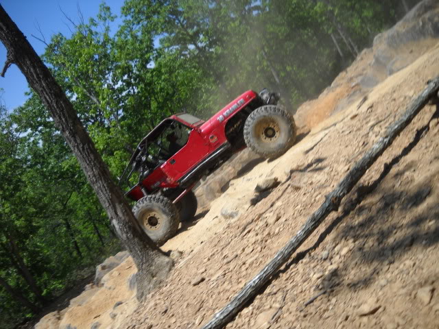 ai168.photobucket.com_albums_u179_amcjeepman_Trail_20Jeep_DSCN0159.jpg