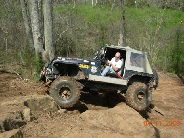 ai168.photobucket.com_albums_u179_amcjeepman_United_20Wheel_20In_DSCN2772.jpg