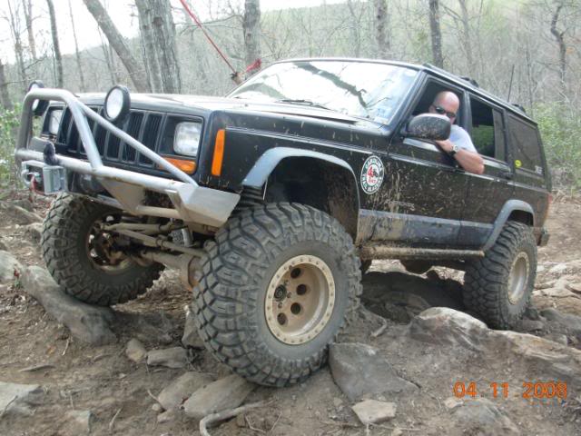 ai168.photobucket.com_albums_u179_amcjeepman_United_20Wheel_20In_DSCN2800.jpg