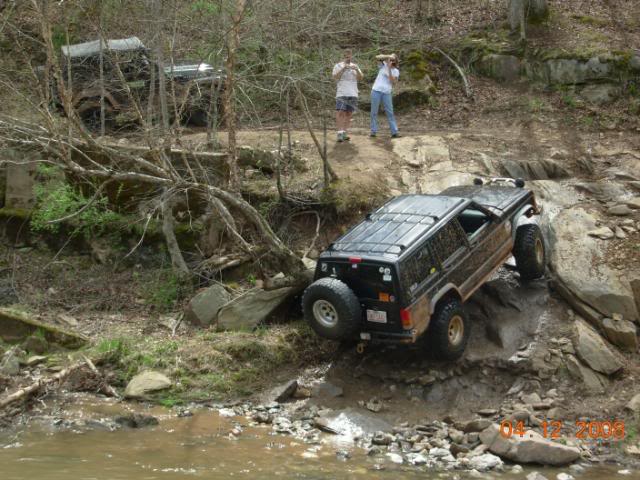 ai168.photobucket.com_albums_u179_amcjeepman_United_20Wheel_20In_DSCN2875.jpg