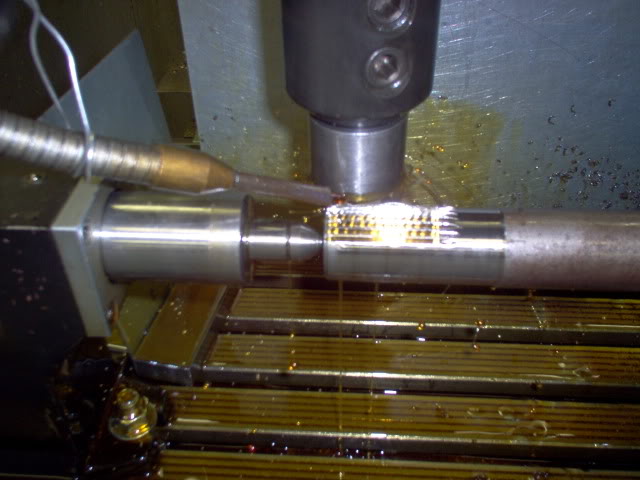 ai168.photobucket.com_albums_u179_amcjeepman_Work_20Cutting_20Splines_IM000822.jpg