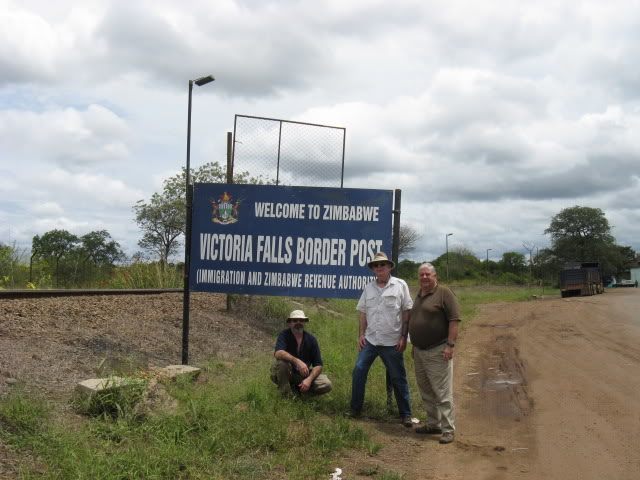 ai168.photobucket.com_albums_u182_turtlemechanic_Africa_20safari_CAMERADLOAD195.jpg