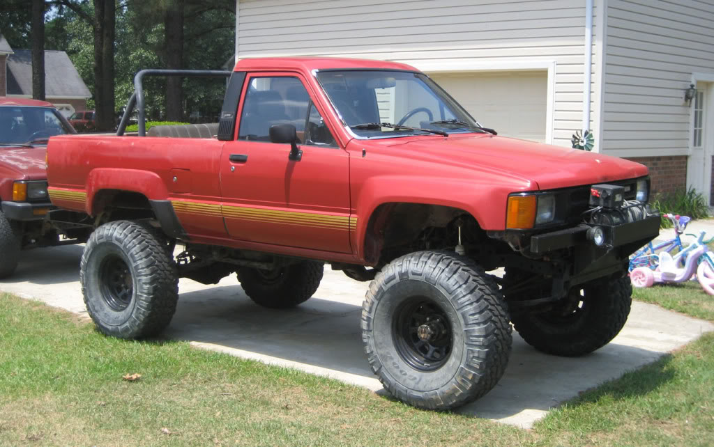 ai172.photobucket.com_albums_w10_DanStewIII_4runner80.jpg