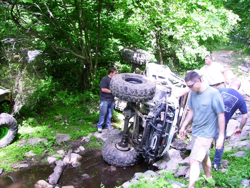 ai178.photobucket.com_albums_w256_bigtacoma2003_oops.jpg