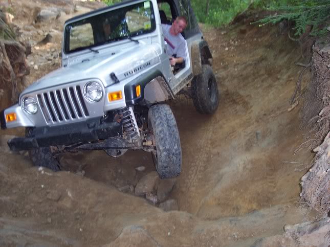 ai18.photobucket.com_albums_b127_lildale_100_0392.jpg