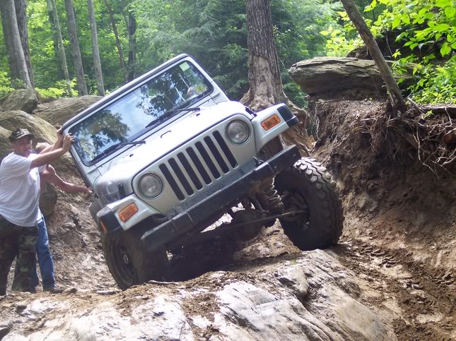 ai18.photobucket.com_albums_b127_lildale_100_0424.jpg