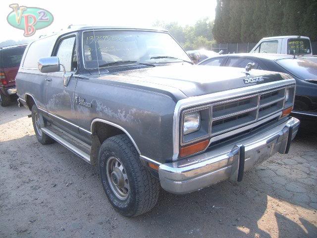 ai180.photobucket.com_albums_x231_Ridgerunnerras_1990_20RamCharger_13767538_4X.jpg