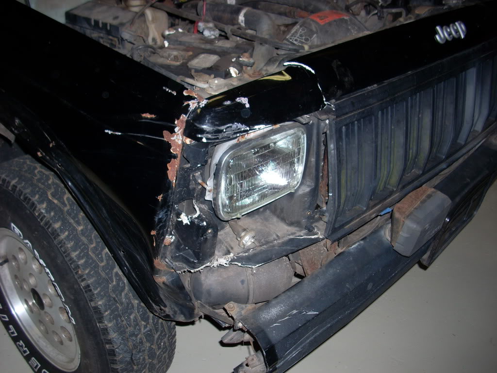 ai182.photobucket.com_albums_x267_bjharding_2007_mud_20mower_wills_20xj_DSCN0100.jpg