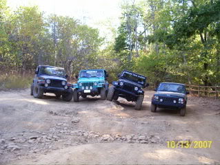 ai186.photobucket.com_albums_x204_hillbilly_051_Carolina_20Trail_20Raiders_100_1137.jpg