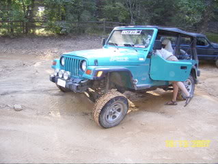 ai186.photobucket.com_albums_x204_hillbilly_051_Carolina_20Trail_20Raiders_100_1145.jpg